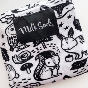 MILK SNOB Multi Use Nursing Cover